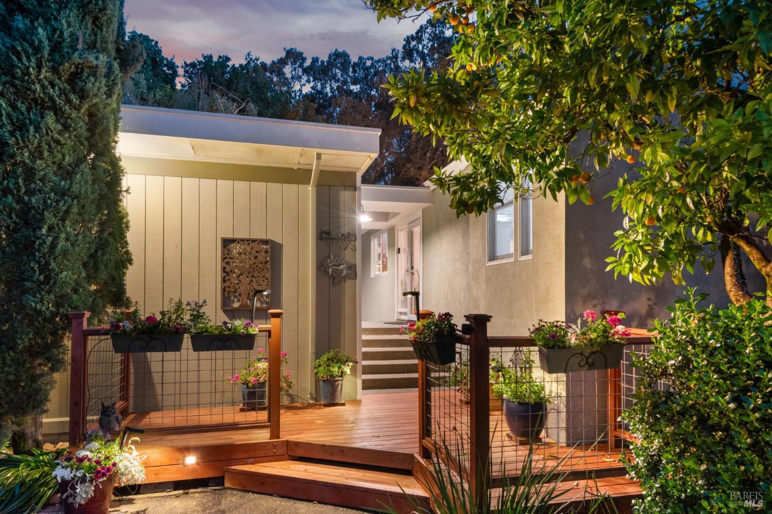 Detail Gallery Image 5 of 98 For 1195 Congress Valley Rd, Napa,  CA 94558 - 4 Beds | 4 Baths