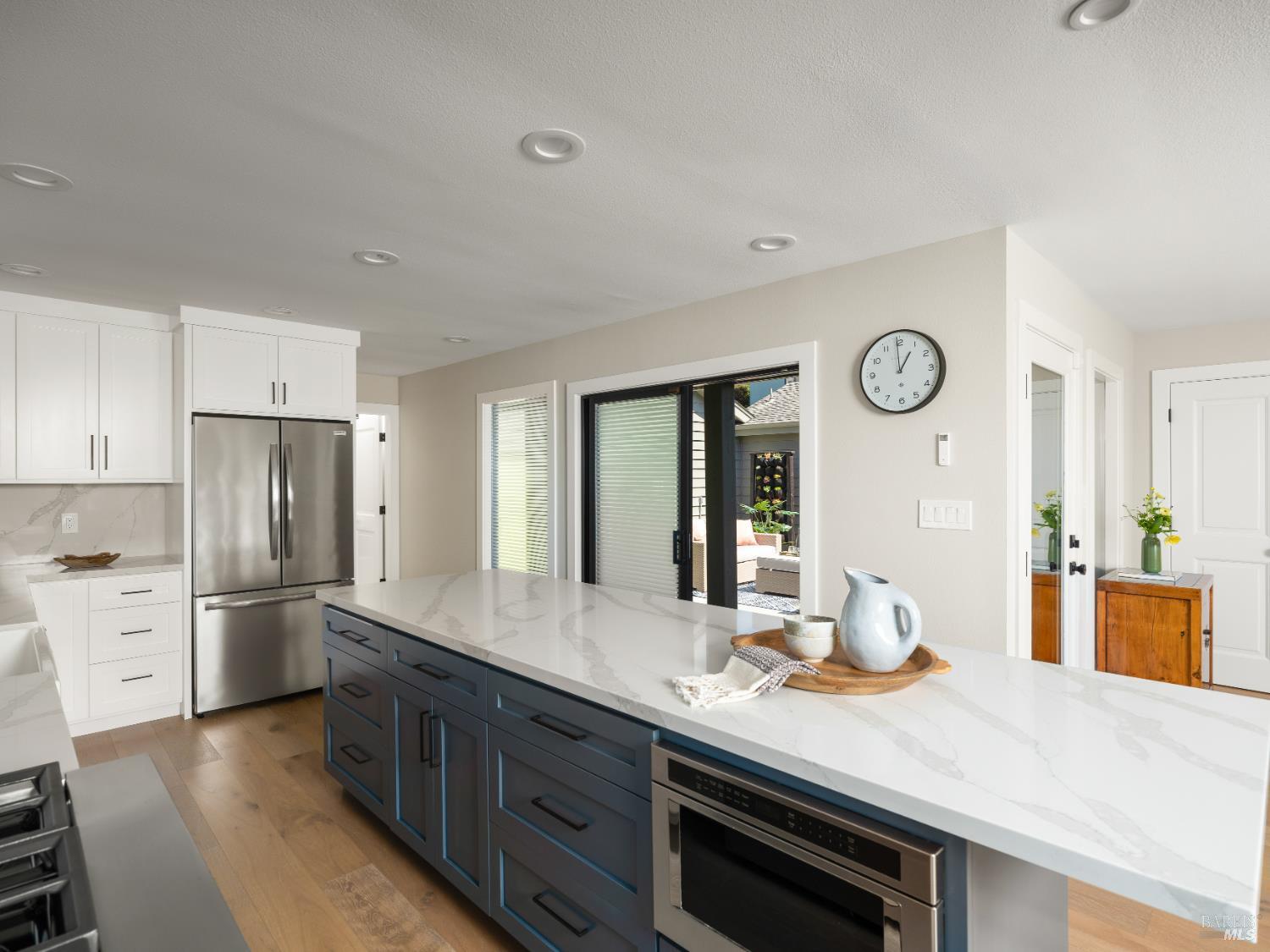 Detail Gallery Image 11 of 38 For 142 Poppy Ct, Bodega Bay,  CA 94923 - 3 Beds | 3 Baths