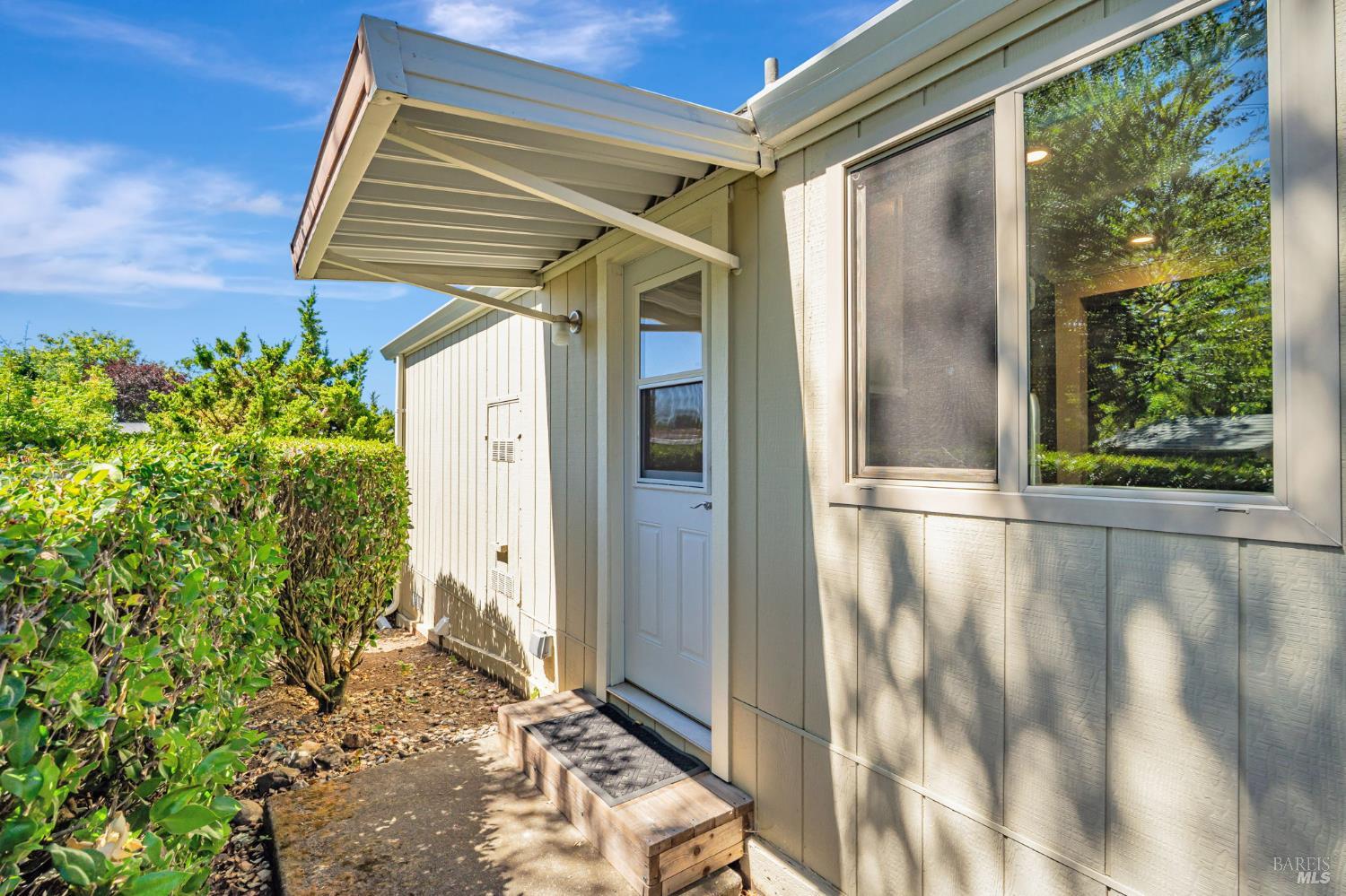 Detail Gallery Image 34 of 36 For 103 Glenoak Ct, Santa Rosa,  CA 95405 - 2 Beds | 2 Baths