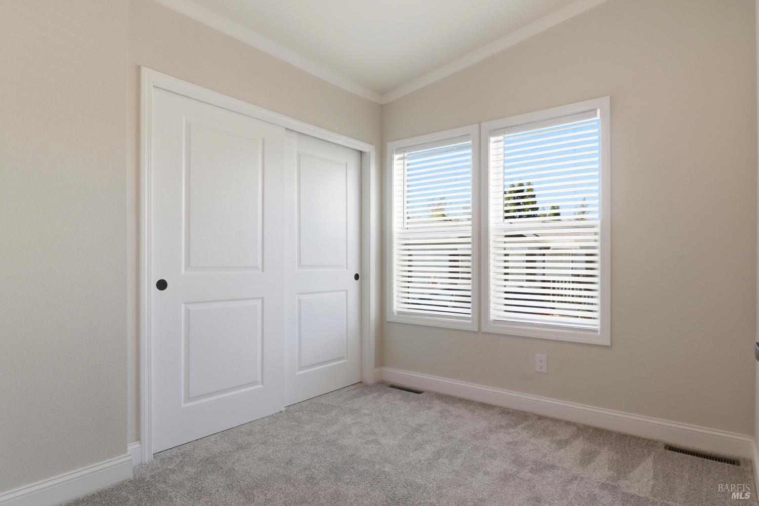 Detail Gallery Image 16 of 27 For 302 Floral Dr, Cotati,  CA 94931 - 2 Beds | 2 Baths