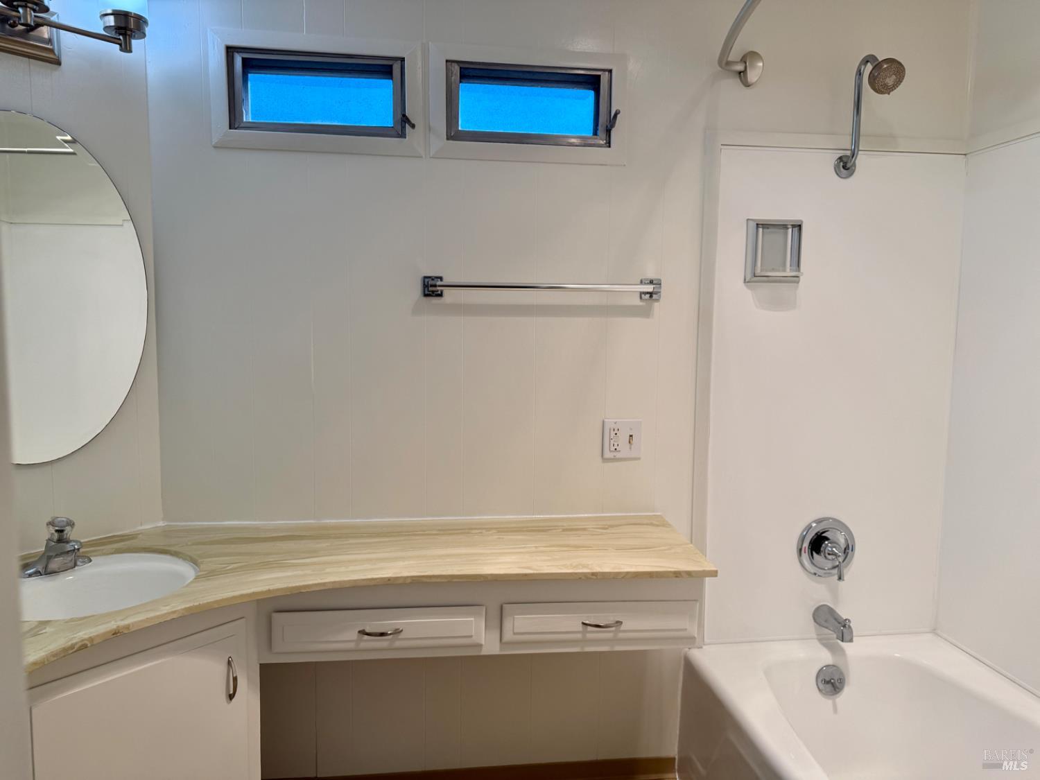 Detail Gallery Image 28 of 51 For 229 Cazares Cir, Sonoma,  CA 95476 - 2 Beds | 2 Baths