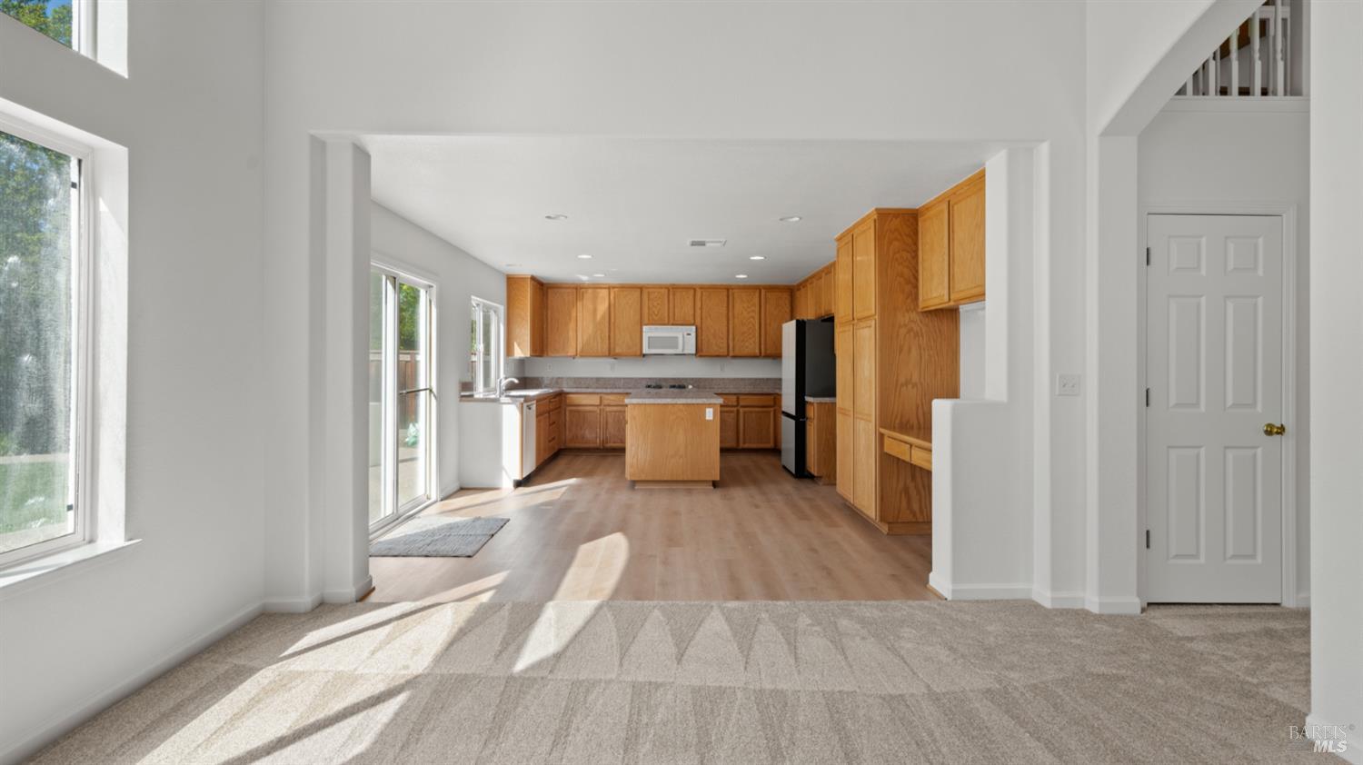 Detail Gallery Image 17 of 49 For 587 Abbey Dr, Fairfield,  CA 94534 - 3 Beds | 3 Baths