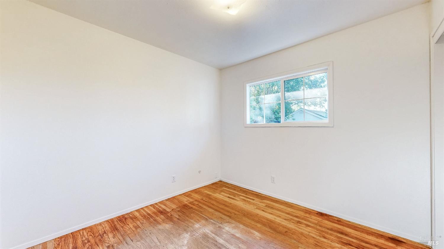 Detail Gallery Image 22 of 34 For 4872 Canyon Dr, Santa Rosa,  CA 95409 - 4 Beds | 2 Baths