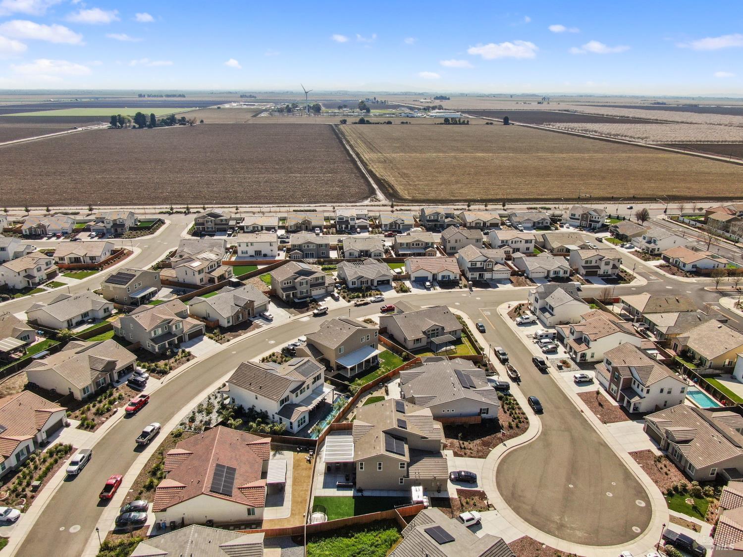 Detail Gallery Image 18 of 65 For 1245 Pacific Pl, Dixon,  CA 95620 - 5 Beds | 4 Baths