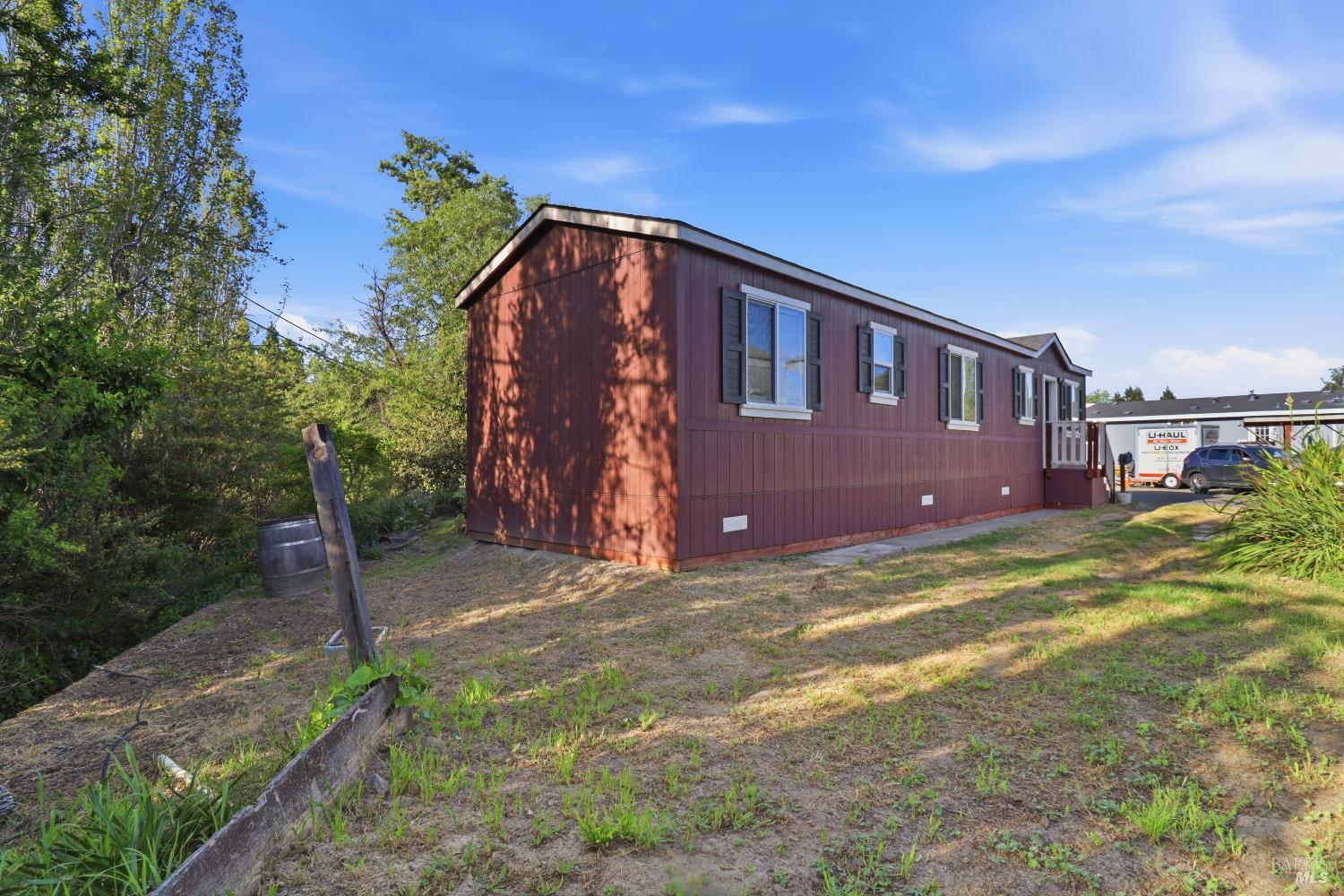 Detail Gallery Image 3 of 23 For 117 Silver Dr, Cotati,  CA 94931 - 2 Beds | 1 Baths