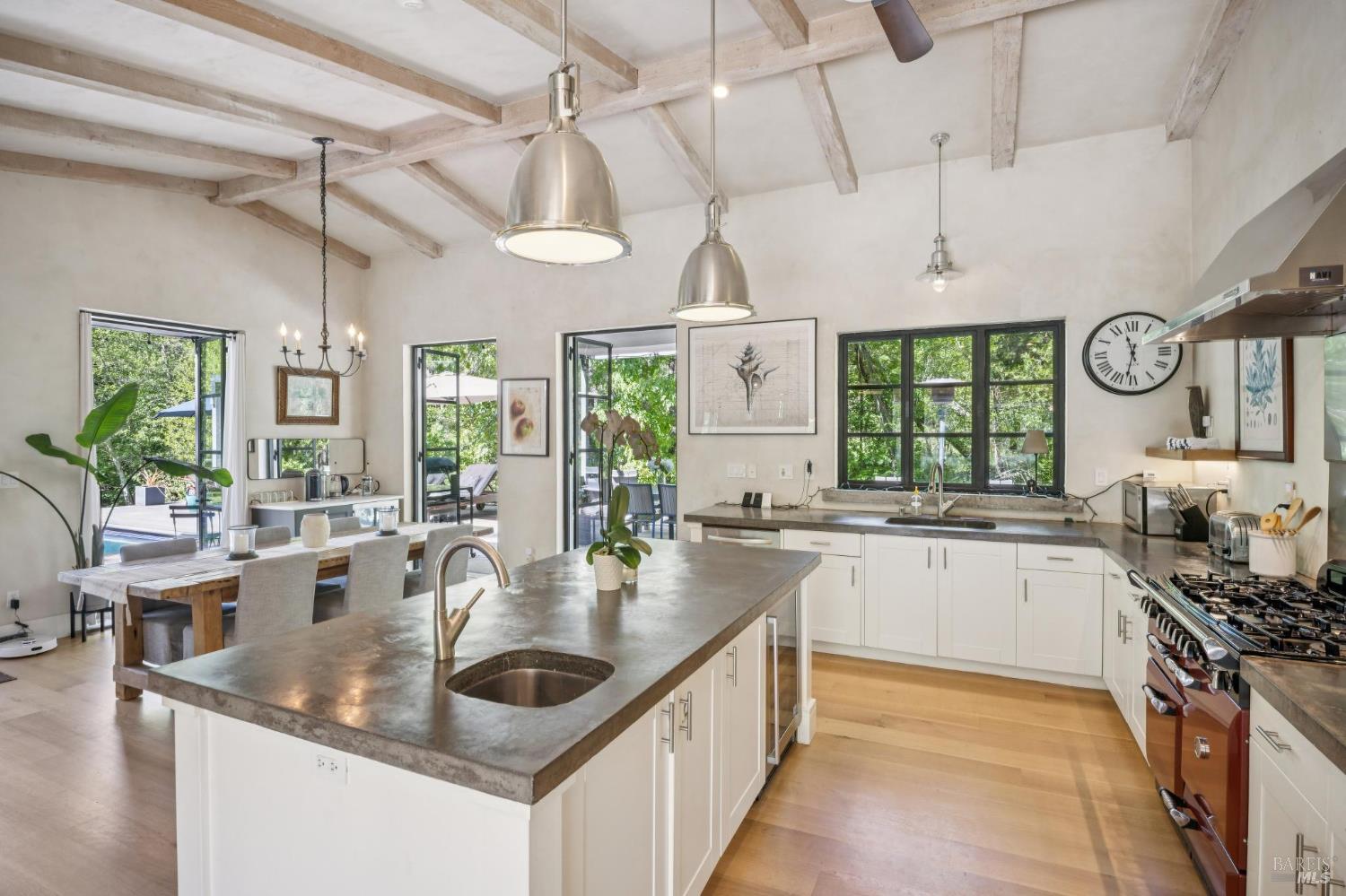 Detail Gallery Image 10 of 48 For 899 Adobe Canyon Rd, Kenwood,  CA 95452 - 2 Beds | 3 Baths