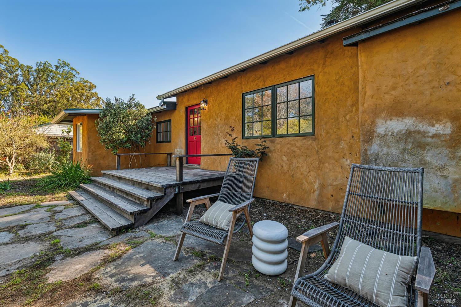 Detail Gallery Image 5 of 69 For 18 Cypress Rd, Point Reyes Station,  CA 94956 - 4 Beds | 1/1 Baths