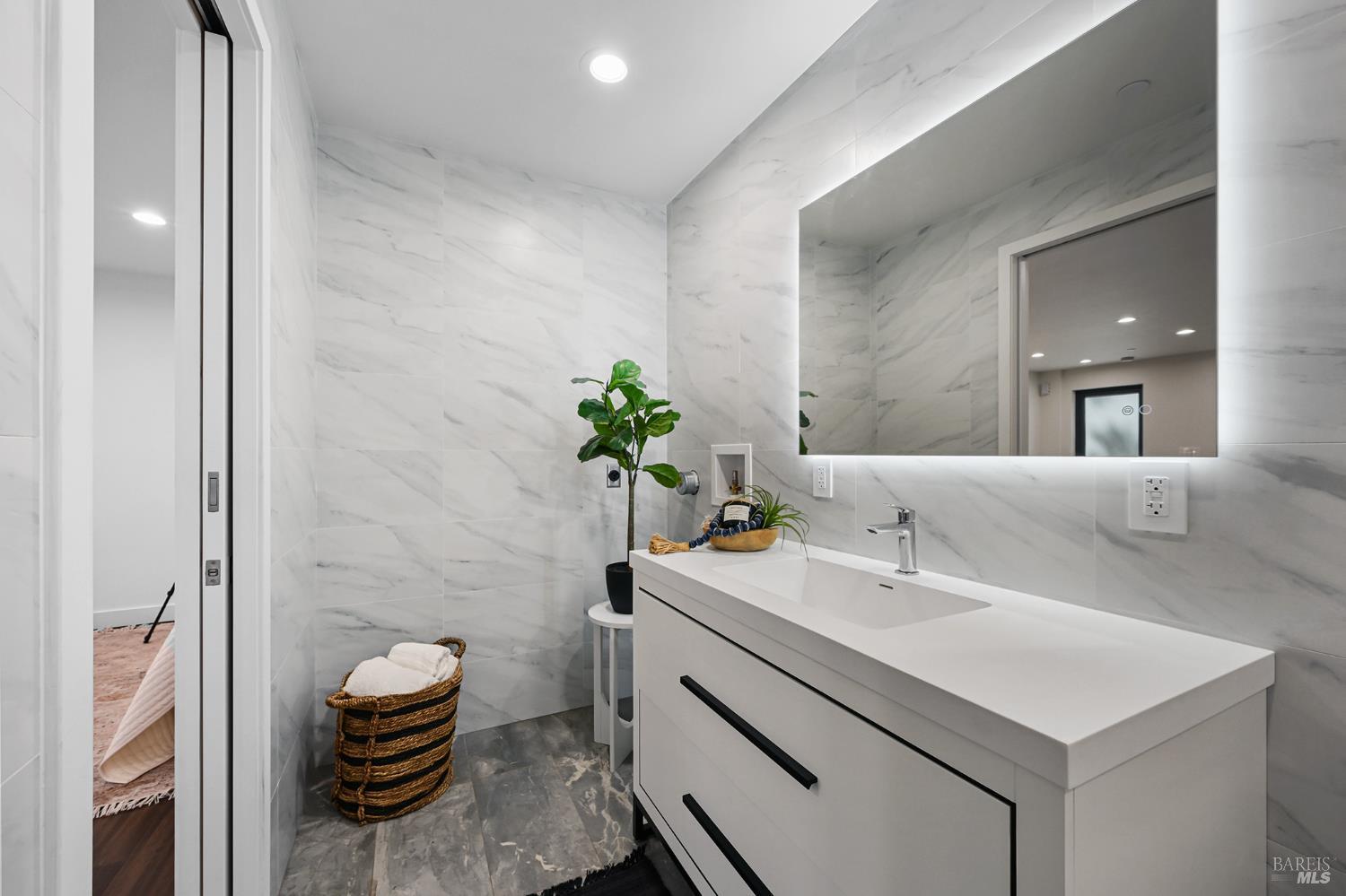 Detail Gallery Image 68 of 84 For 14685 Willow Rd, Guerneville,  CA 95446 - 3 Beds | 3 Baths