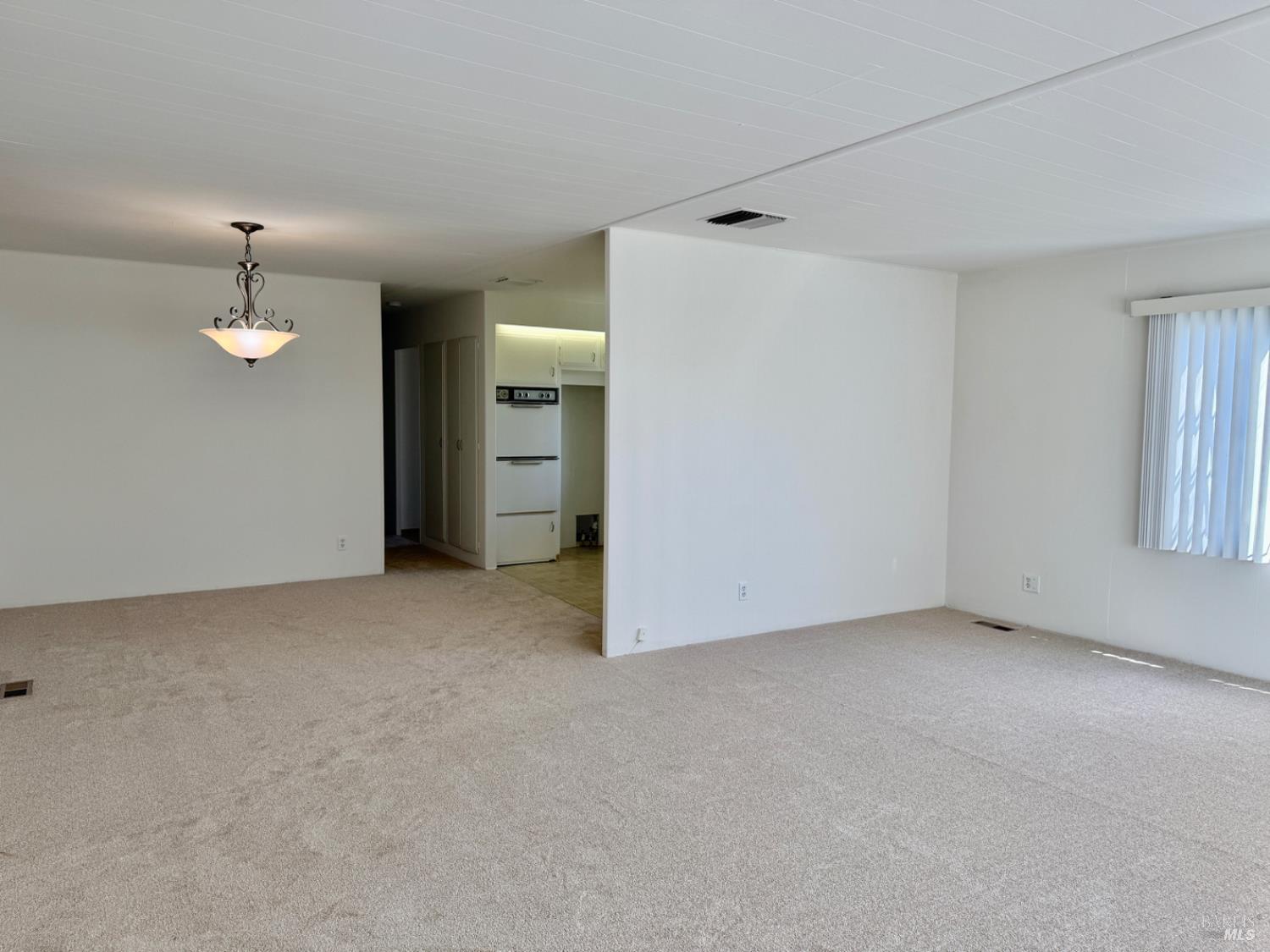 Detail Gallery Image 6 of 51 For 229 Cazares Cir, Sonoma,  CA 95476 - 2 Beds | 2 Baths