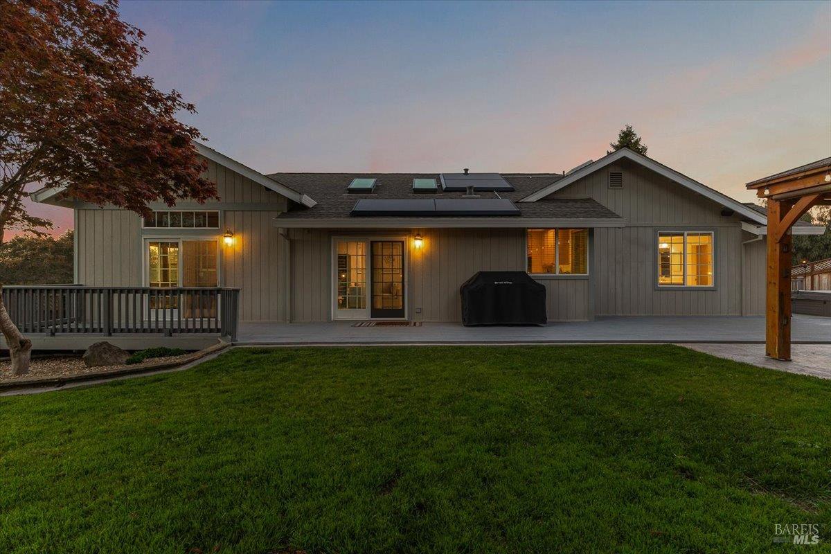 Detail Gallery Image 52 of 58 For 6081 Malcom Ln, Penngrove,  CA 94951 - 3 Beds | 2/1 Baths