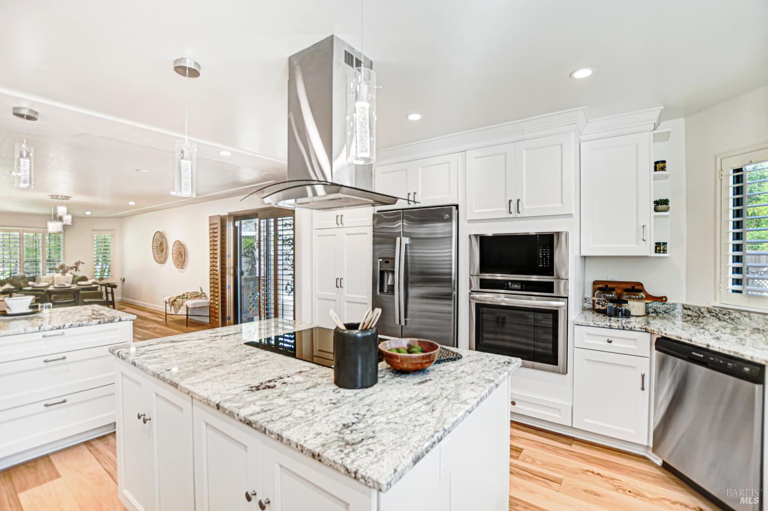 Detail Gallery Image 16 of 65 For 186 Barrio Way, Windsor,  CA 95492 - 3 Beds | 2 Baths