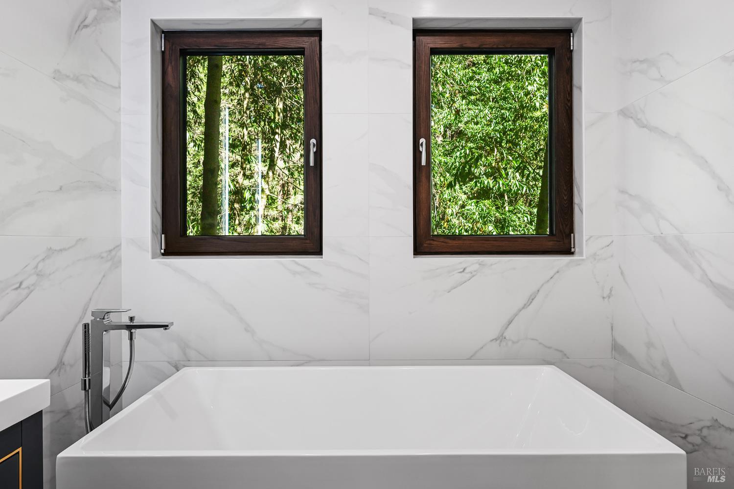 Detail Gallery Image 52 of 84 For 14685 Willow Rd, Guerneville,  CA 95446 - 3 Beds | 3 Baths