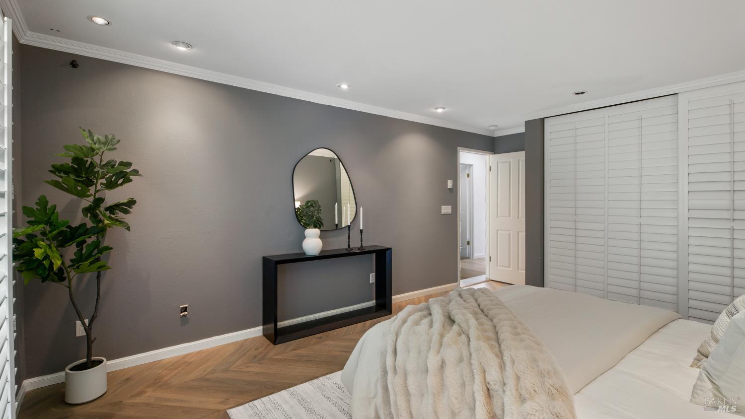 Detail Gallery Image 21 of 36 For 143 Knollwood Dr, San Rafael,  CA 94901 - 3 Beds | 2 Baths