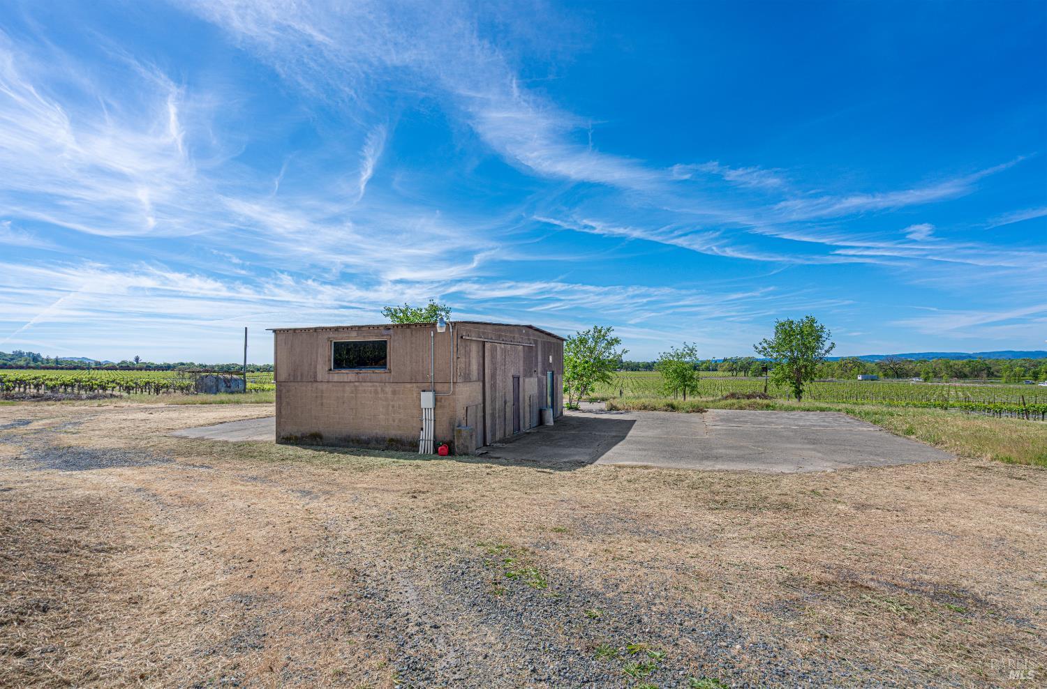 Detail Gallery Image 41 of 60 For 590 Pleasant Ave, Santa Rosa,  CA 95403 - 4 Beds | 3 Baths