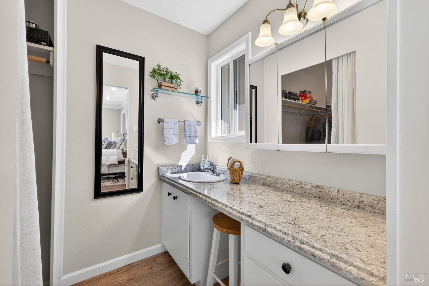 Detail Gallery Image 54 of 82 For 433 San Geronimo Valley Dr, San Geronimo,  CA 94963 - 4 Beds | 2/1 Baths