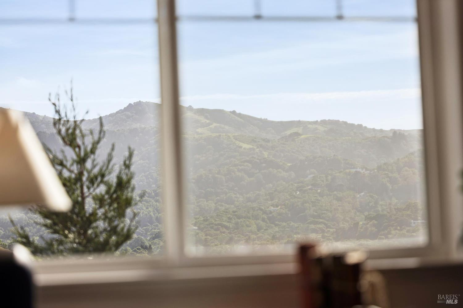 Detail Gallery Image 60 of 99 For 40 Miwok Dr, Novato,  CA 94947 - 5 Beds | 4/1 Baths