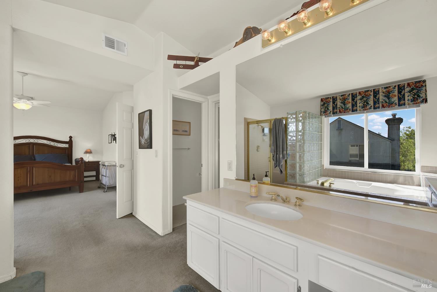 Detail Gallery Image 57 of 75 For 150 Deerglen Cir, Vacaville,  CA 95687 - 5 Beds | 3 Baths