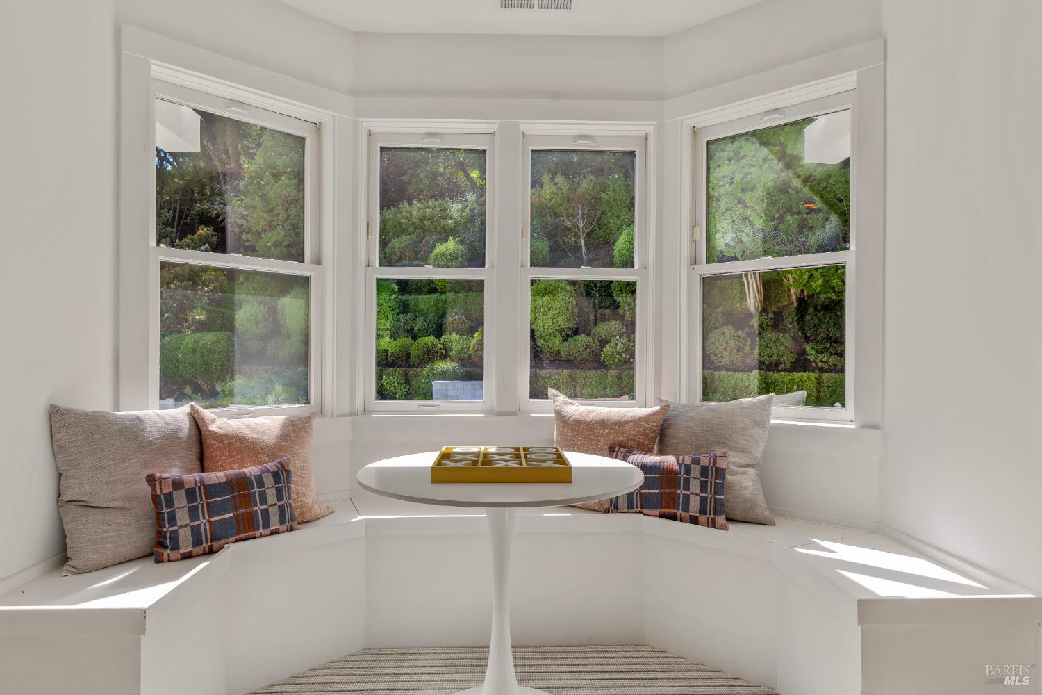 Detail Gallery Image 66 of 97 For 80 Laurel Grove Ave, Ross,  CA 94957 - 5 Beds | 5/1 Baths