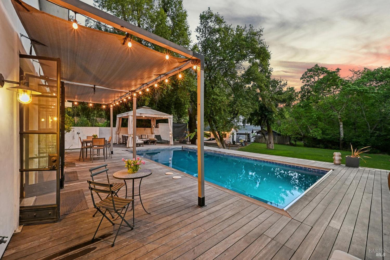 Detail Gallery Image 17 of 48 For 899 Adobe Canyon Rd, Kenwood,  CA 95452 - 2 Beds | 3 Baths