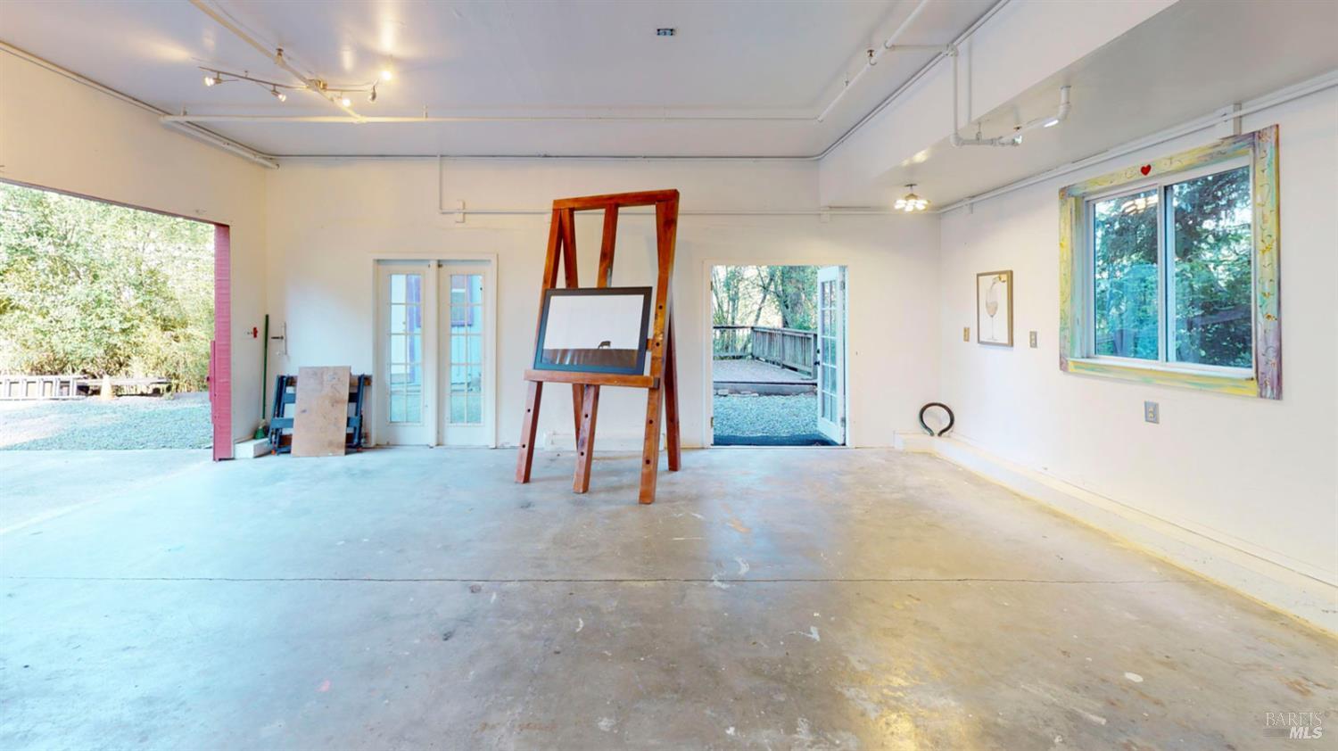 Detail Gallery Image 43 of 59 For 380 Bohemian Hwy, Freestone,  CA 95472 - 2 Beds | 2 Baths