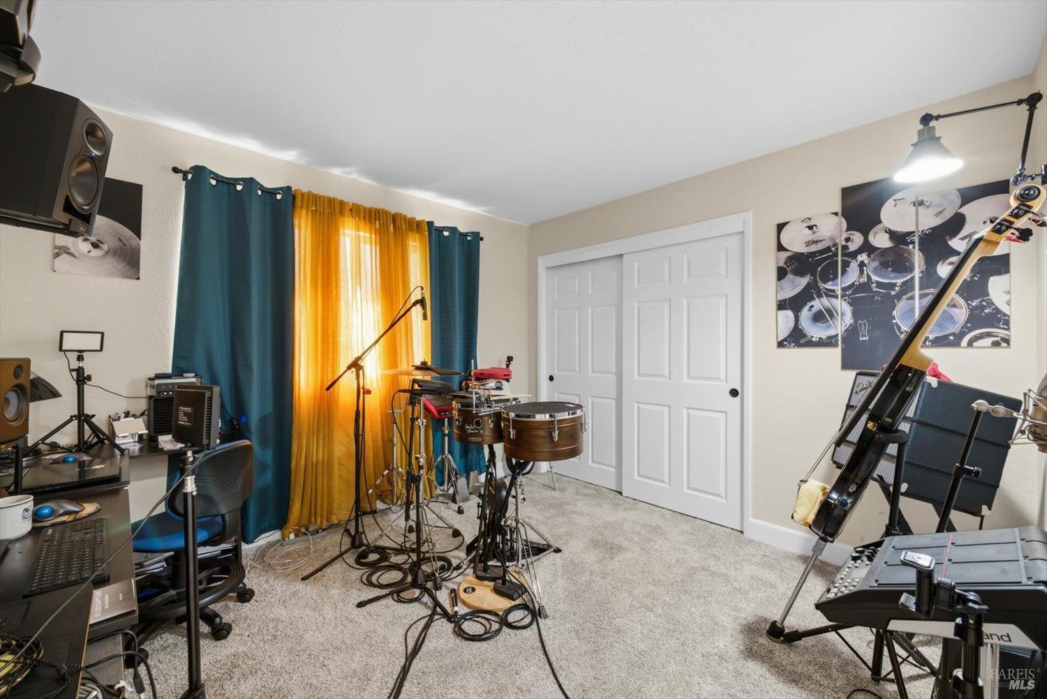 Detail Gallery Image 43 of 76 For 427 Temple Dr, Vacaville,  CA 95687 - 3 Beds | 2 Baths