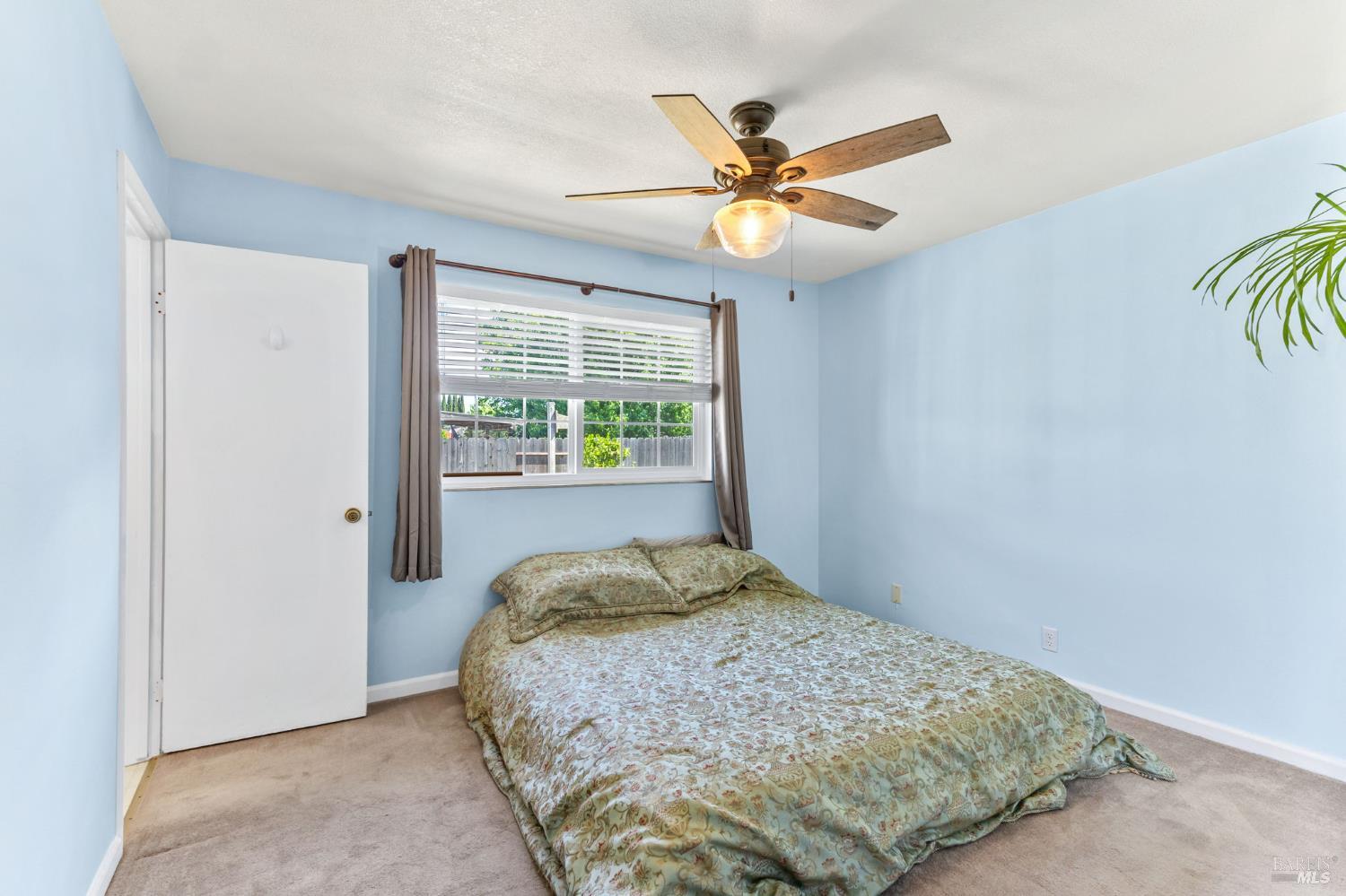 Detail Gallery Image 18 of 36 For 182 Fairview Dr, Vacaville,  CA 95687 - 3 Beds | 2 Baths