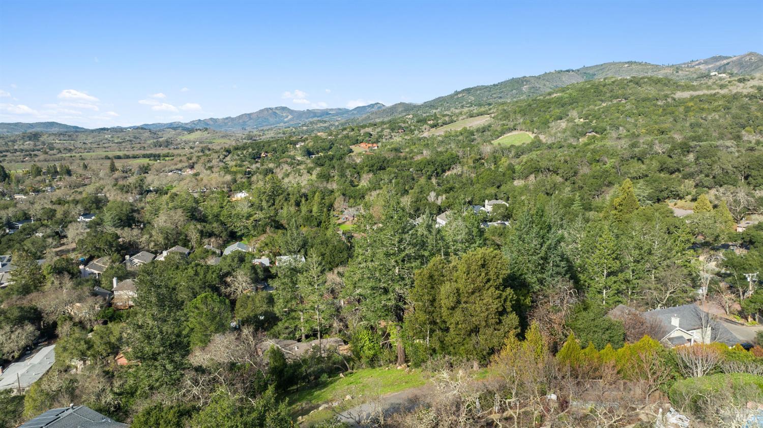 Detail Gallery Image 3 of 22 For 265 Richards Blvd, Agua Caliente,  CA 95476 - – Beds | – Baths