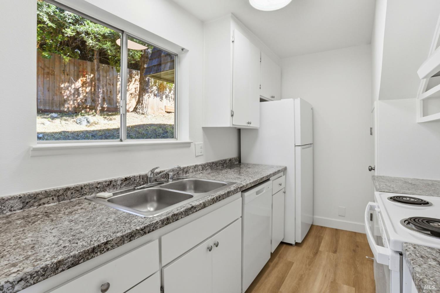 Detail Gallery Image 21 of 42 For 230 San Andreas Dr, Novato,  CA 94945 - – Beds | – Baths