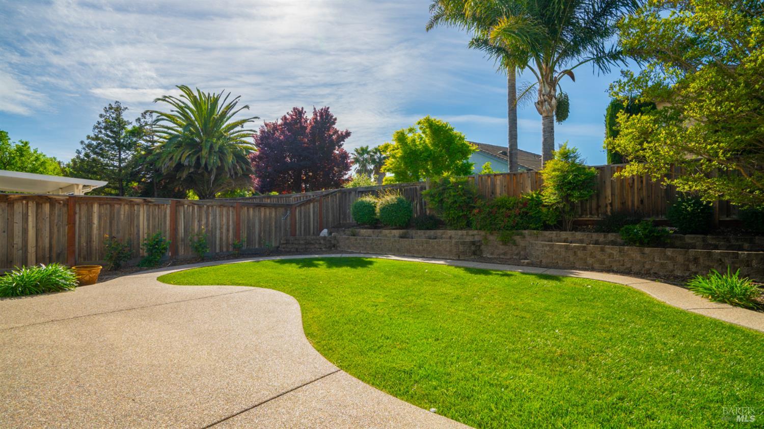 Detail Gallery Image 42 of 49 For 587 Abbey Dr, Fairfield,  CA 94534 - 3 Beds | 3 Baths