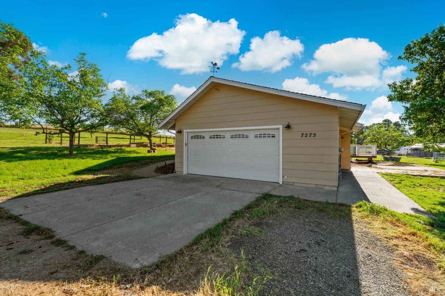 Detail Gallery Image 6 of 99 For 7275 Browns Valley Rd, Vacaville,  CA 95688 - 4 Beds | 2 Baths