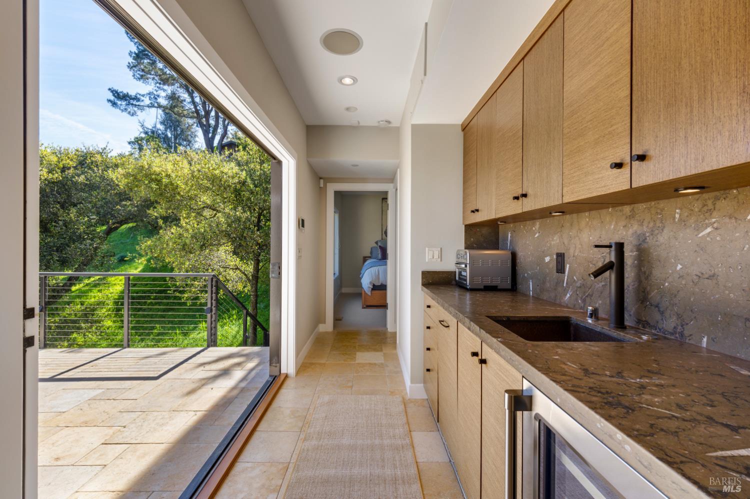 Detail Gallery Image 34 of 52 For 138 Madrona Ave, Belvedere,  CA 94920 - 4 Beds | 3/1 Baths