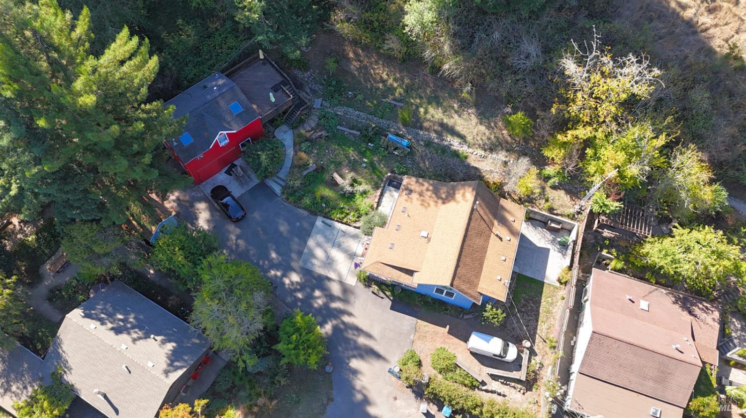 Detail Gallery Image 7 of 59 For 380 Bohemian Hwy, Freestone,  CA 95472 - 2 Beds | 2 Baths