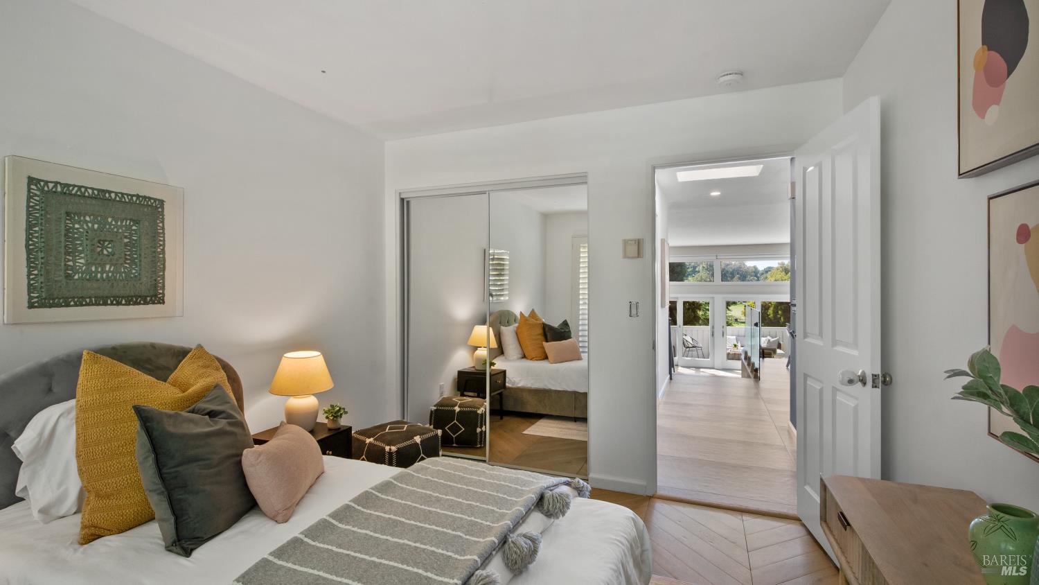 Detail Gallery Image 26 of 36 For 143 Knollwood Dr, San Rafael,  CA 94901 - 3 Beds | 2 Baths