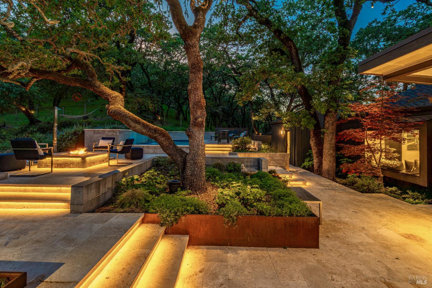 Detail Gallery Image 42 of 53 For 807 Wild Oak Dr, Santa Rosa,  CA 95409 - 3 Beds | 3/1 Baths