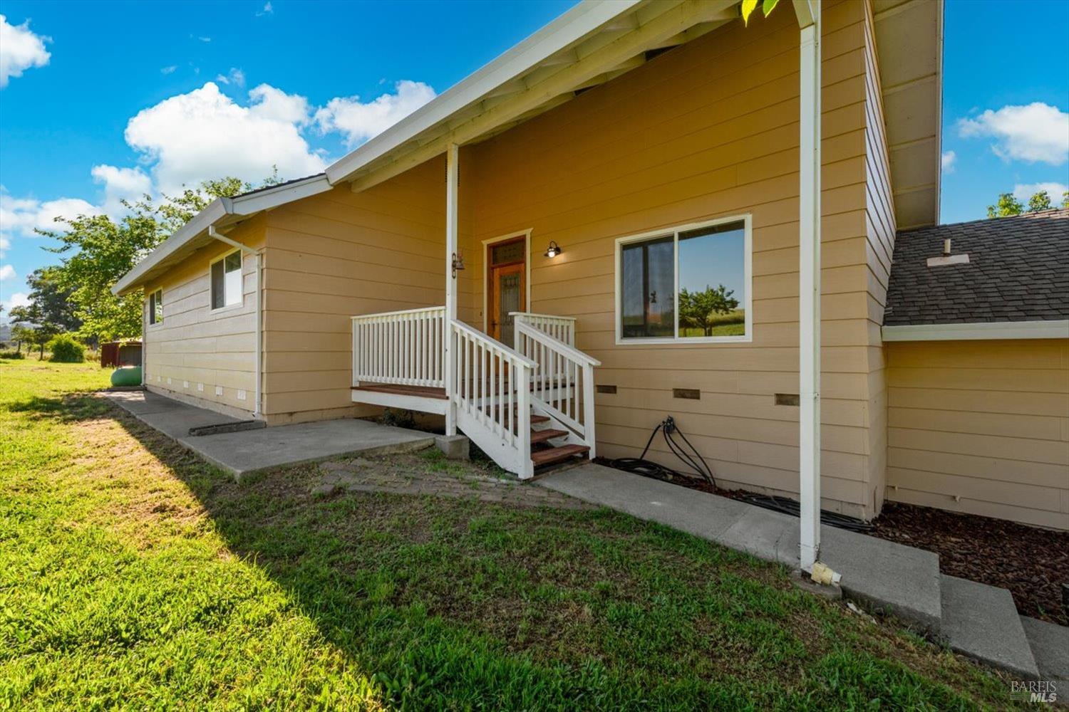 Detail Gallery Image 9 of 99 For 7275 Browns Valley Rd, Vacaville,  CA 95688 - 4 Beds | 2 Baths