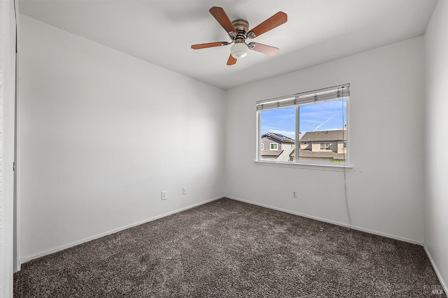 Detail Gallery Image 45 of 51 For 2824 Elk Ln, Santa Rosa,  CA 95407 - 4 Beds | 2/1 Baths