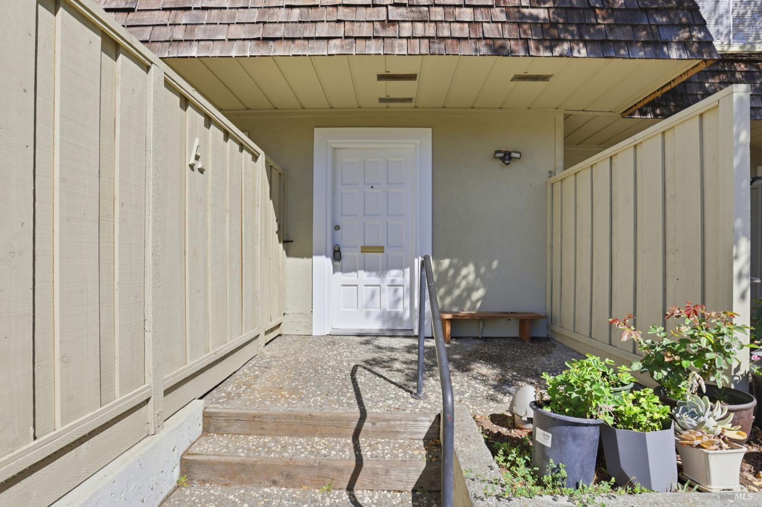 Detail Gallery Image 13 of 42 For 230 San Andreas Dr, Novato,  CA 94945 - – Beds | – Baths