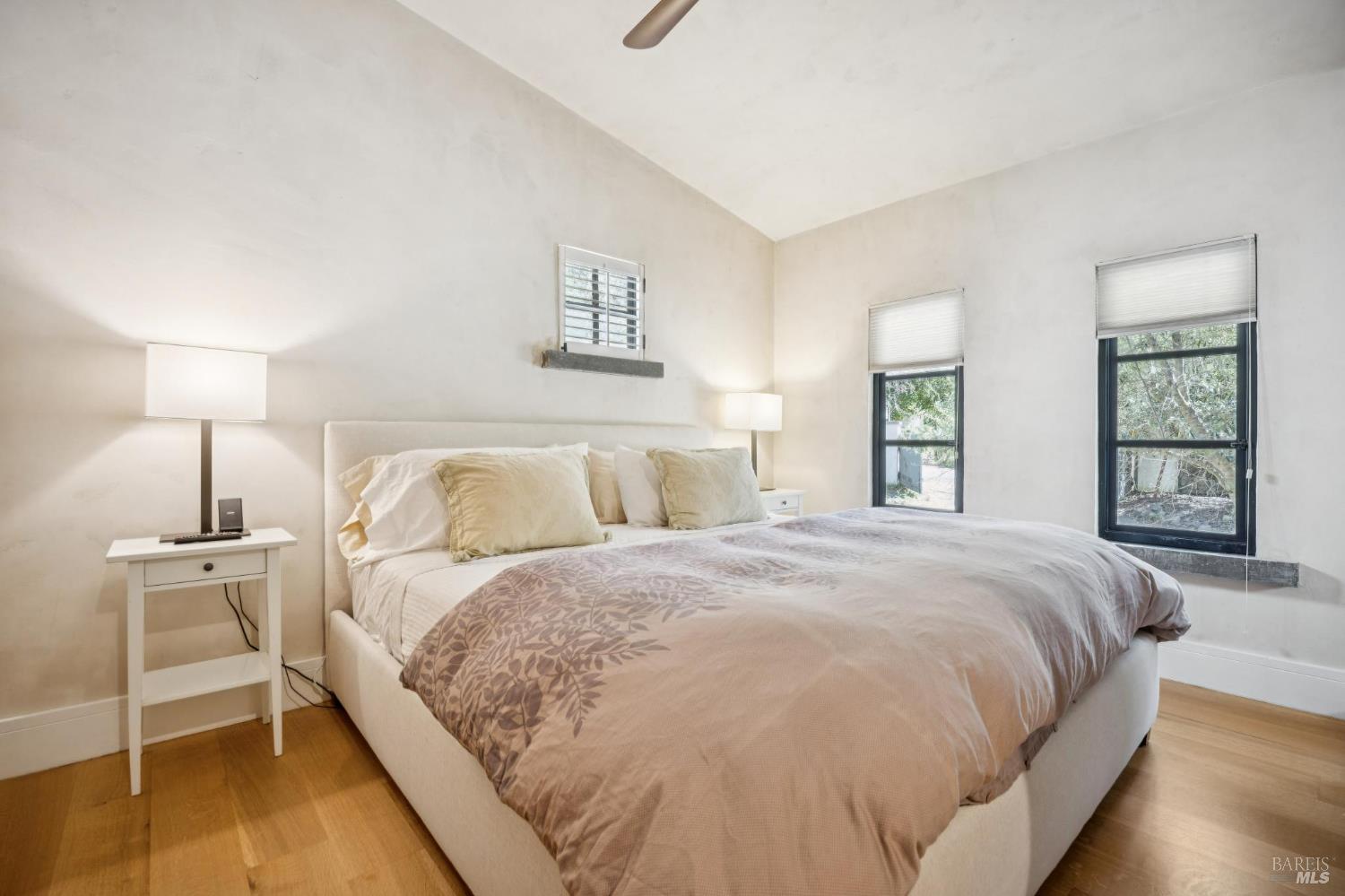 Detail Gallery Image 32 of 48 For 899 Adobe Canyon Rd, Kenwood,  CA 95452 - 2 Beds | 3 Baths