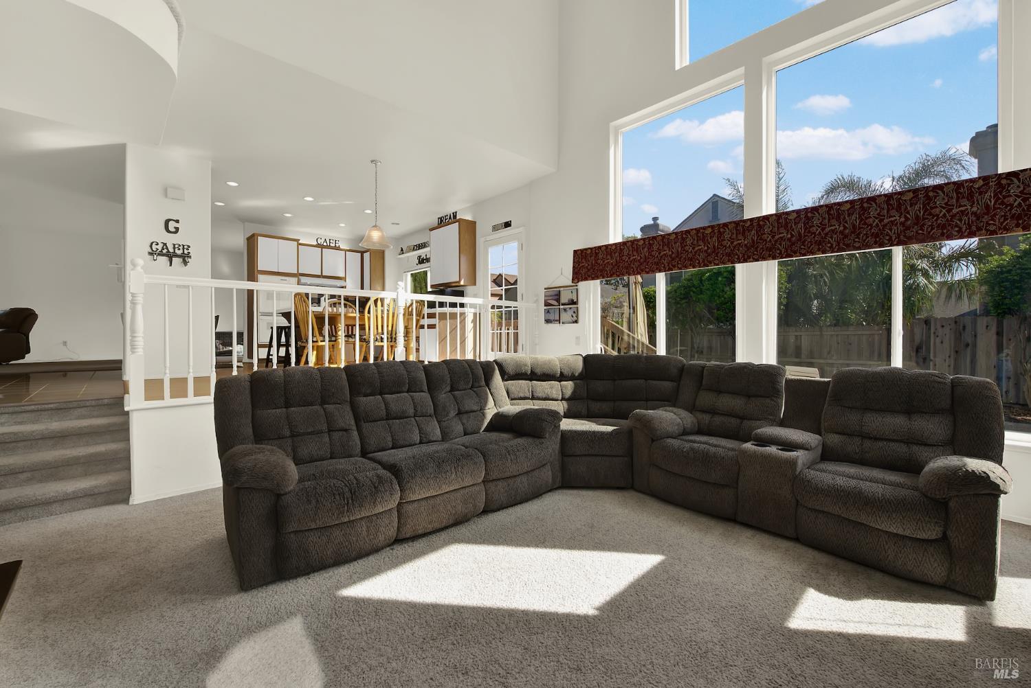 Detail Gallery Image 38 of 75 For 150 Deerglen Cir, Vacaville,  CA 95687 - 5 Beds | 3 Baths