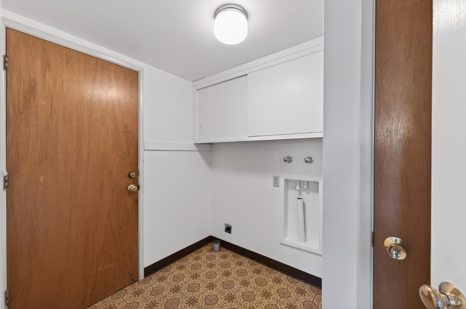 Detail Gallery Image 35 of 67 For 3527 Jomar Dr, Napa,  CA 94558 - 4 Beds | 2/1 Baths