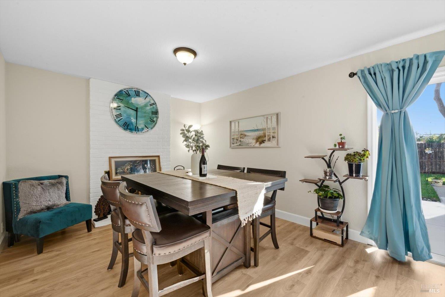 Detail Gallery Image 26 of 76 For 427 Temple Dr, Vacaville,  CA 95687 - 3 Beds | 2 Baths