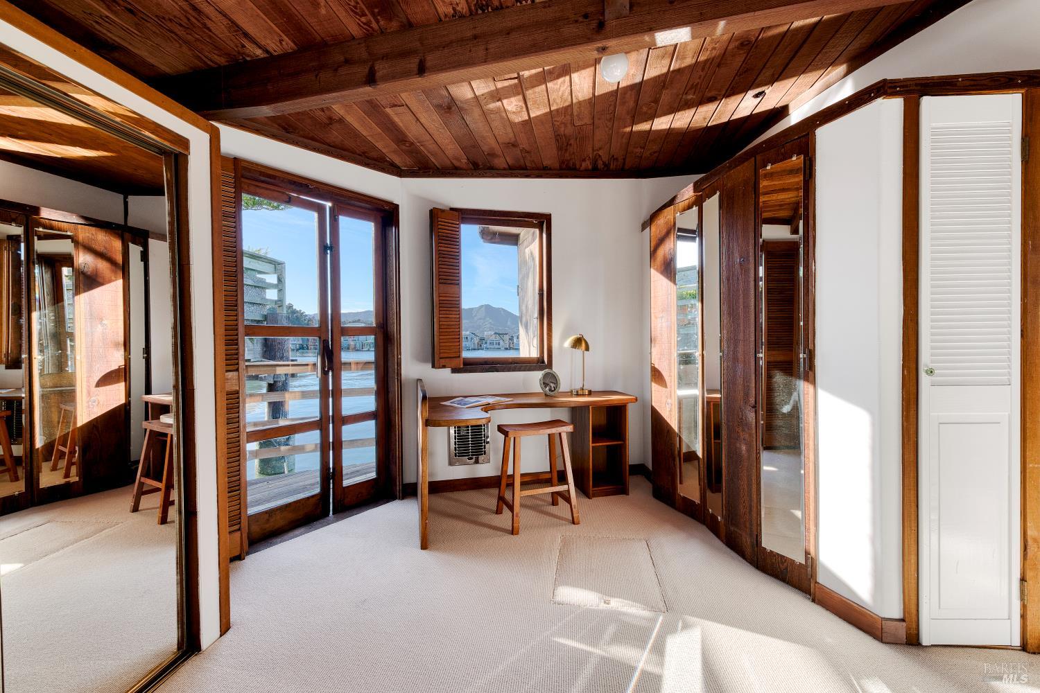 Detail Gallery Image 12 of 33 For 42 E Pier Unkn, Sausalito,  CA 94965 - 1 Beds | 1 Baths