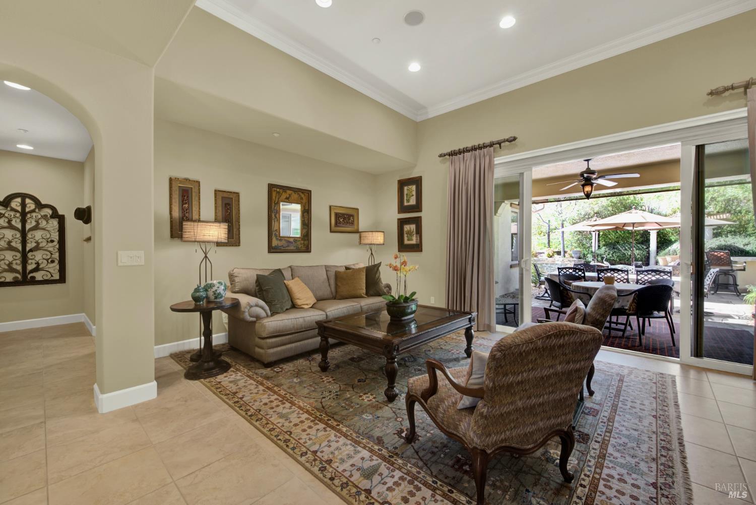 Detail Gallery Image 15 of 82 For 3413 Black Mountain Ct, Fairfield,  CA 94534 - 4 Beds | 2/1 Baths