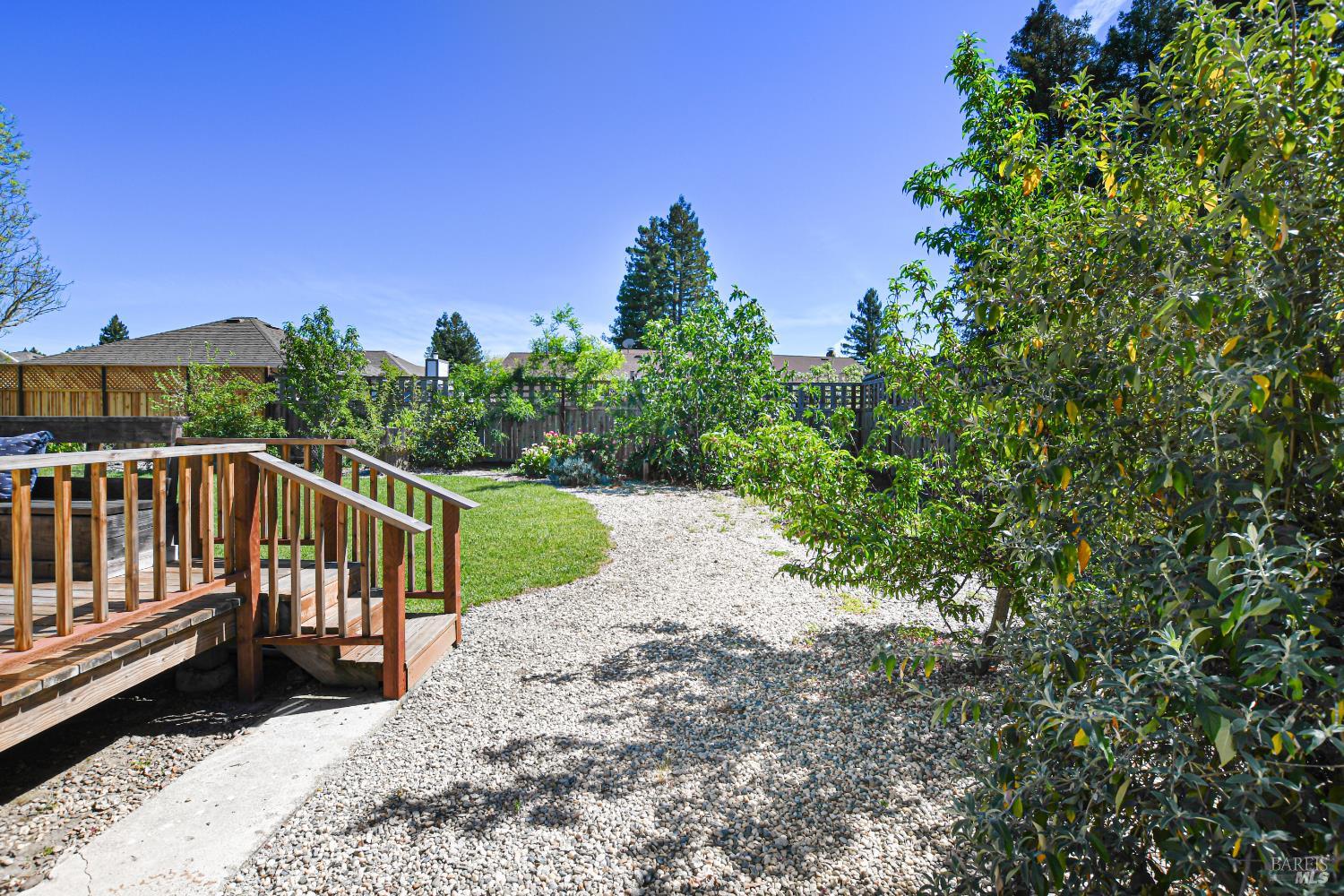 Detail Gallery Image 46 of 65 For 186 Barrio Way, Windsor,  CA 95492 - 3 Beds | 2 Baths