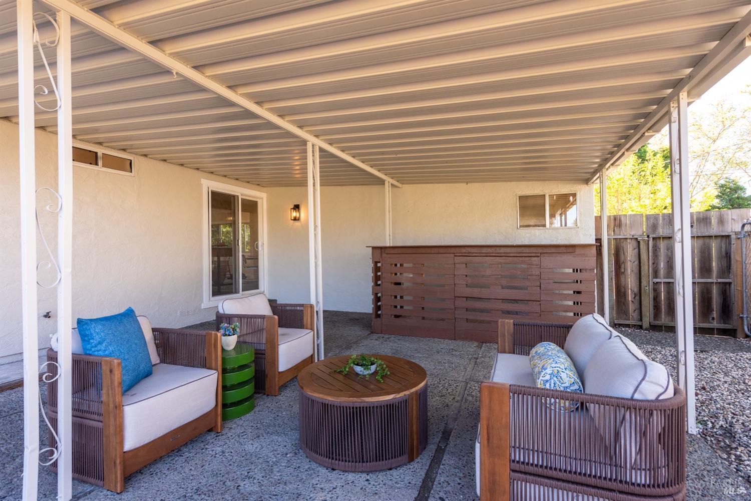 Detail Gallery Image 27 of 37 For 1521 Ditty Ave, Santa Rosa,  CA 95403 - 3 Beds | 2 Baths