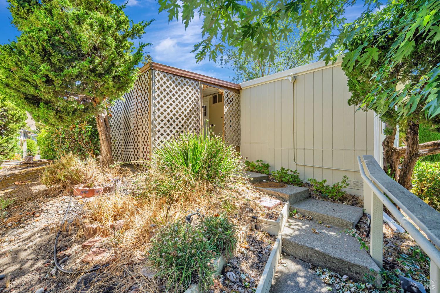 Detail Gallery Image 32 of 36 For 103 Glenoak Ct, Santa Rosa,  CA 95405 - 2 Beds | 2 Baths