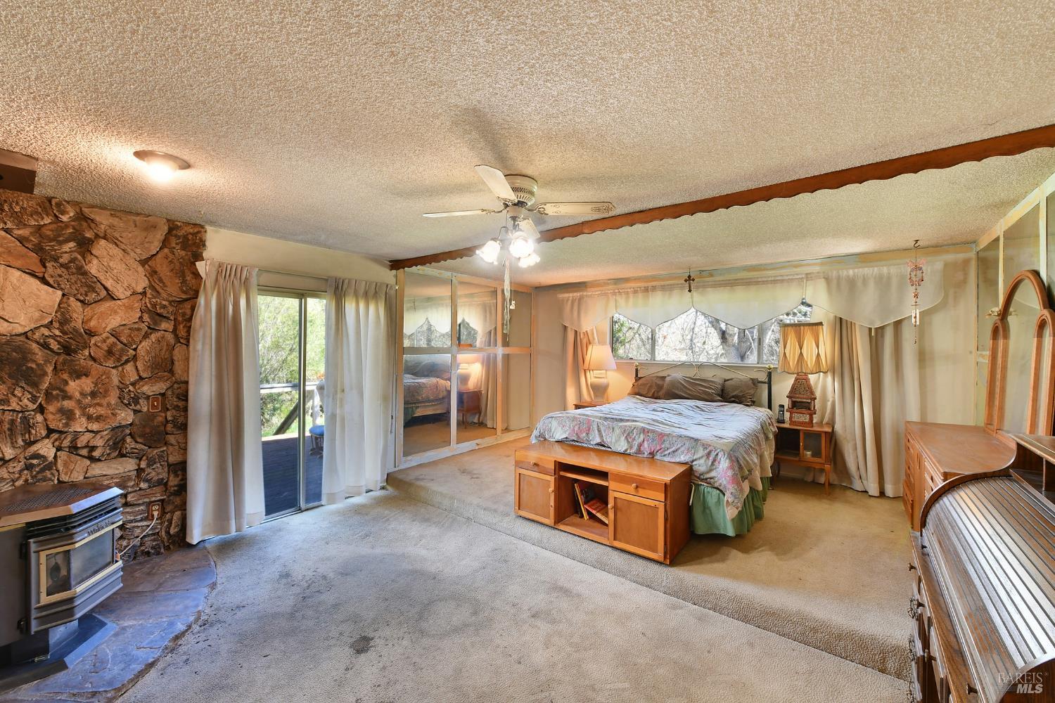 Detail Gallery Image 26 of 38 For 755 Watertrough Rd, Sebastopol,  CA 95472 - 2 Beds | 2 Baths