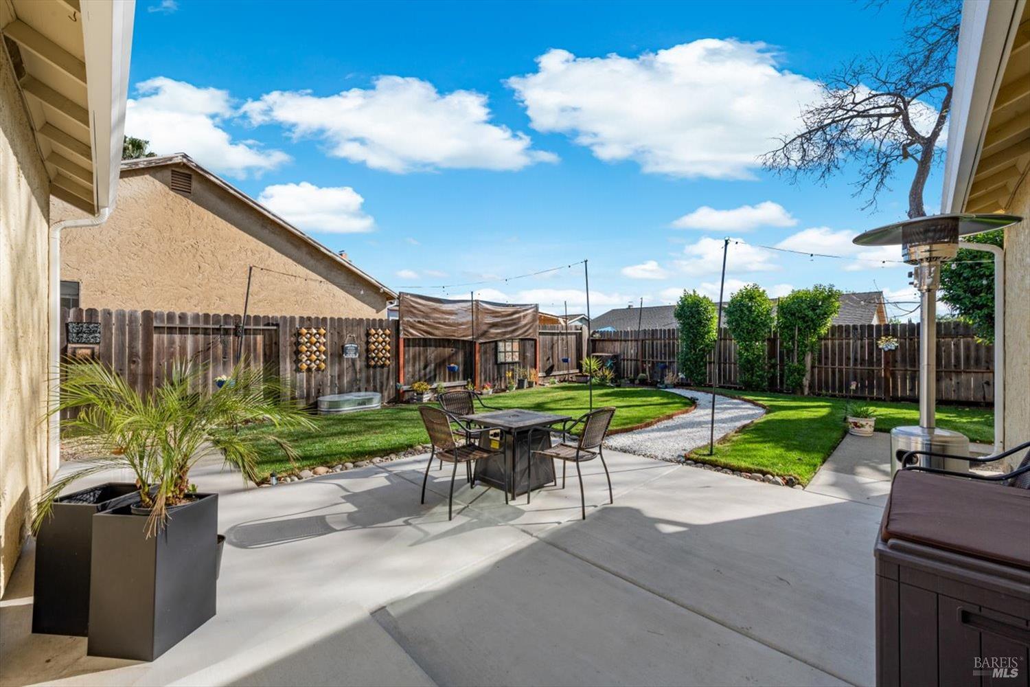 Detail Gallery Image 52 of 76 For 427 Temple Dr, Vacaville,  CA 95687 - 3 Beds | 2 Baths