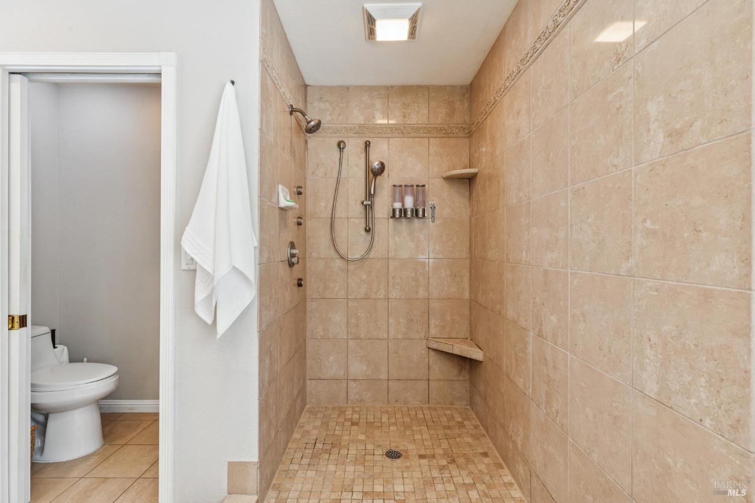 Detail Gallery Image 40 of 98 For 1195 Congress Valley Rd, Napa,  CA 94558 - 4 Beds | 4 Baths