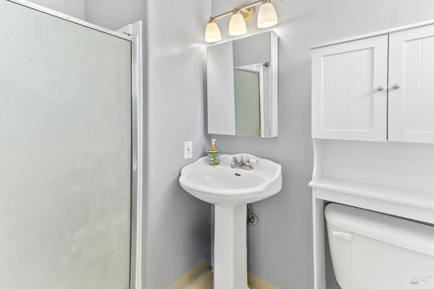 Detail Gallery Image 19 of 36 For 182 Fairview Dr, Vacaville,  CA 95687 - 3 Beds | 2 Baths